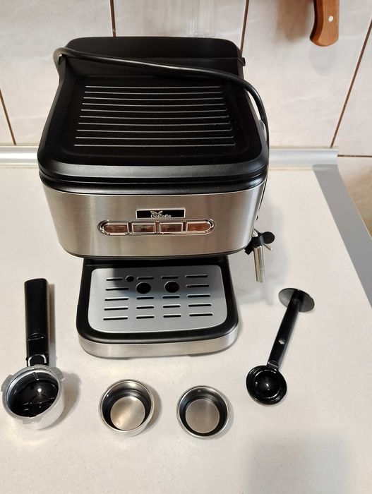 Espressor cu pompa DelCaffe Espresso & Cappuccino