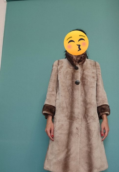 Продается шуба бобёр с норковым воротником