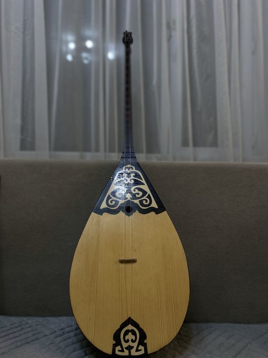 Сапалы мықты Домбыра