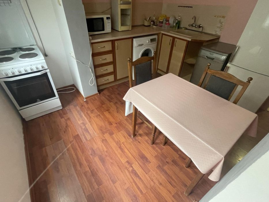 Продава се Двустаен апартамент в Шумен, Тракия - 73 кв.м за 1397 €/кв.м - Снимка #8