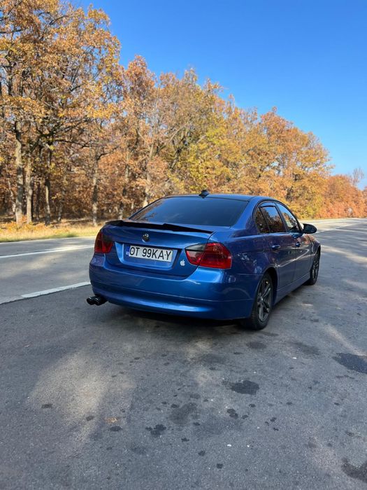 Bmw e90 320d an 2006