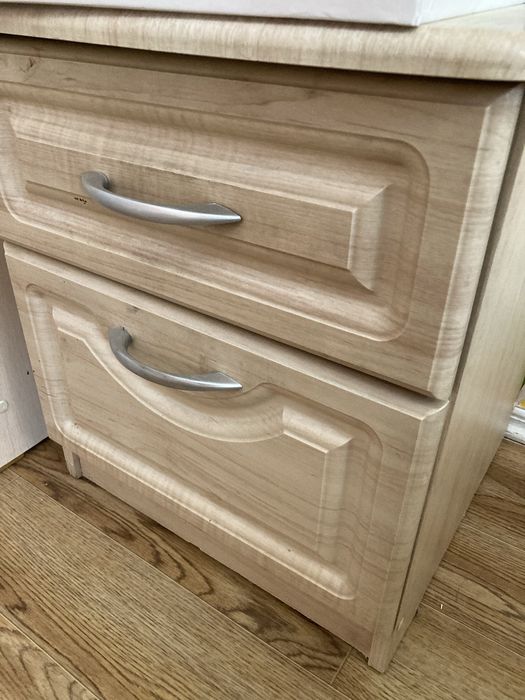 Продам кровать с матрацем