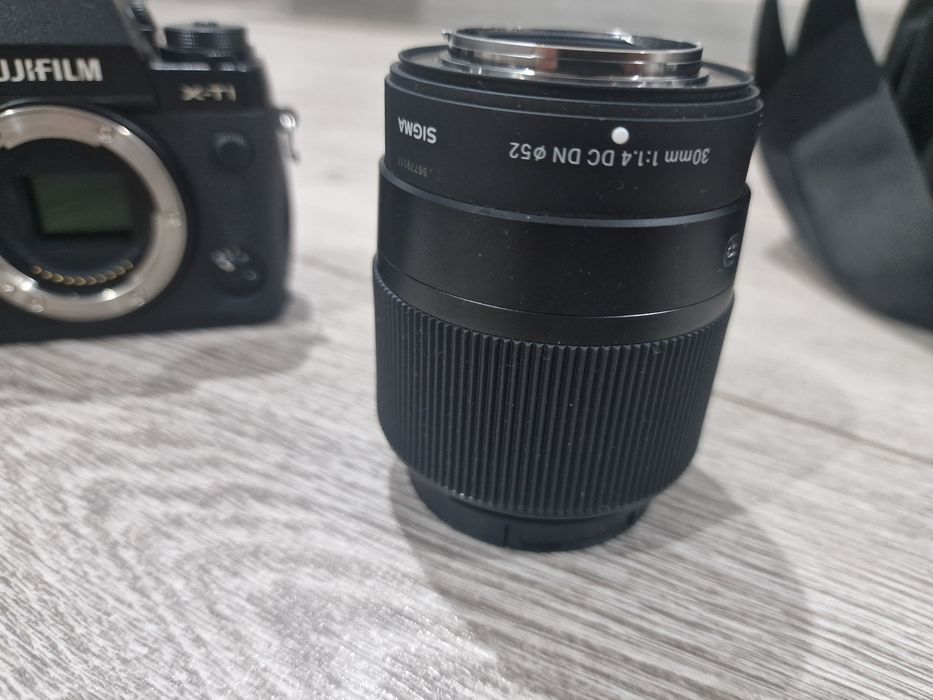Продам Fujifilm X-T1