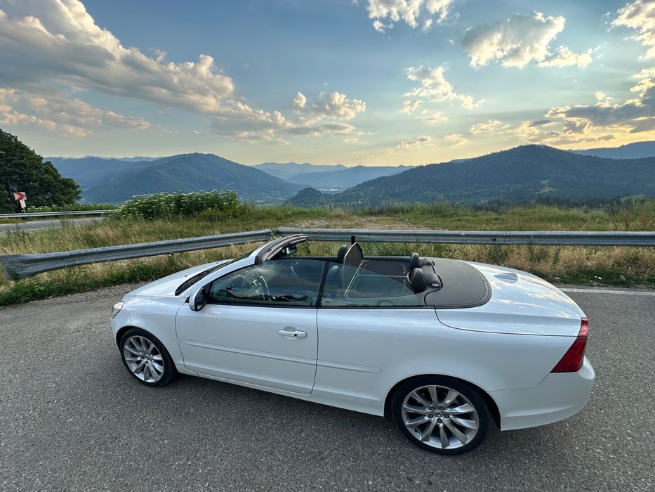 Volvo C70 Inscription facelift impecabil — D4 (177cp), automat, 2012