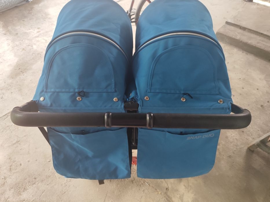 Продам коляску для двойни