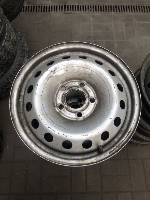 Диски на Рено Трафик