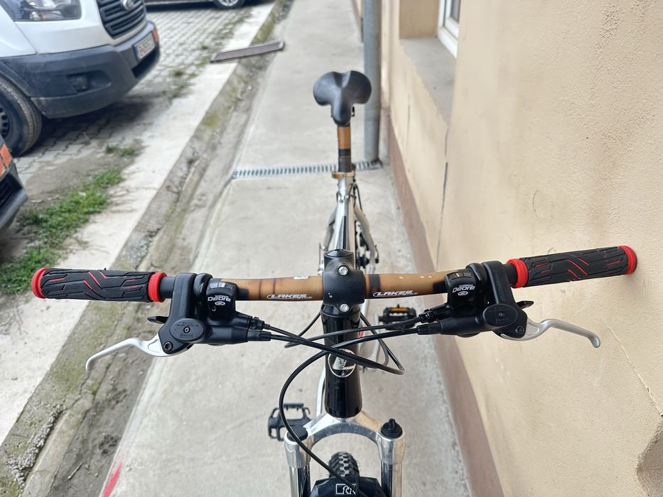 Bicicleta MTB Lakes 26 Inch Aluminiu frane hidraulice pe disc RockShox