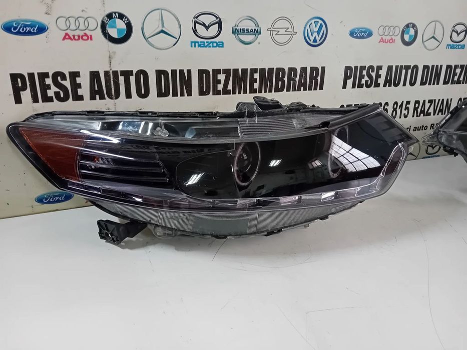 Set Faruri Far Stanga Dreapta Full LED Honda Accord 2008-2013 Volan Stanga