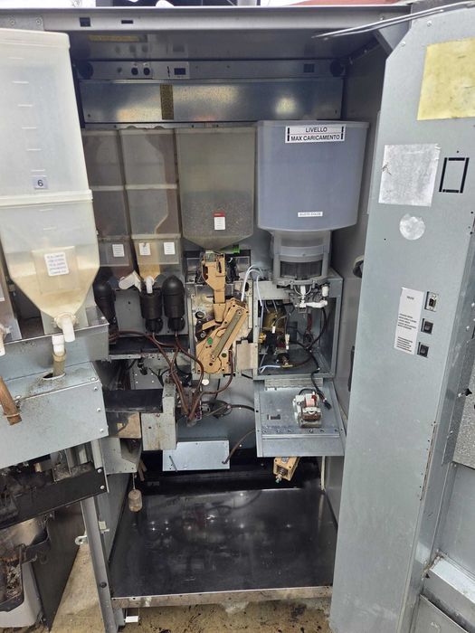 Zenith LB+ grinder , Necta, Evoca
