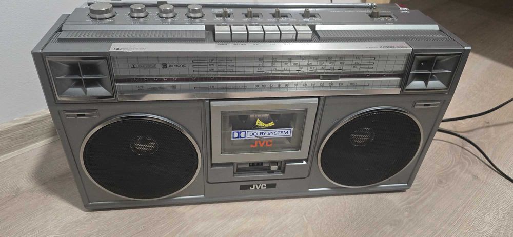 Radiocasetofon JVC 656LDII