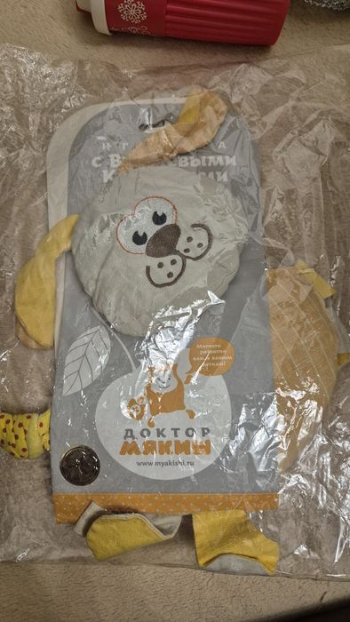 Игрушка с вишневыми косточками