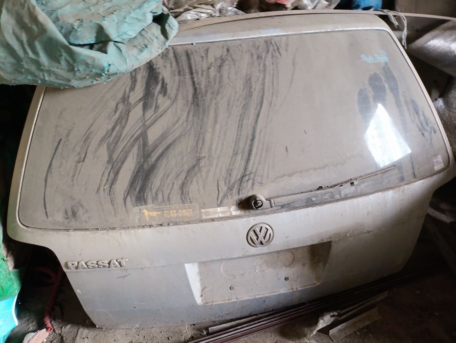 Продам  крышку багажника passat b5+