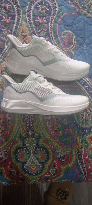 Новые кроссовки "Time jump"