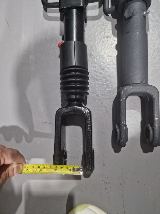 Tirant vertical tija întinzător lateral pentru toată gama de tractoare