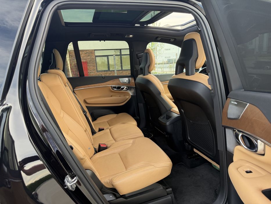 Volvo XC 90 // INSCRIPTION //Panoramic /7 locuri/Full