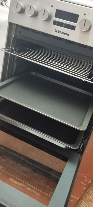 Электрическая плита Hansa