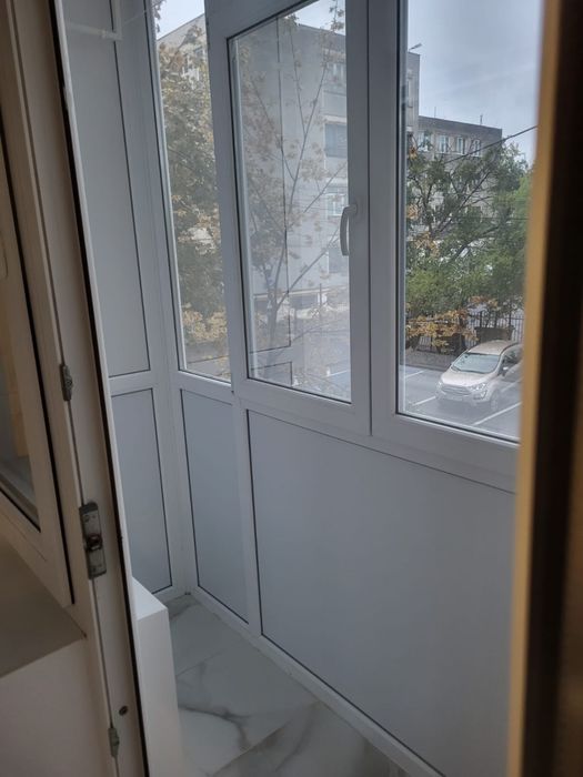 Proprietar,inchiriez garsoniera!