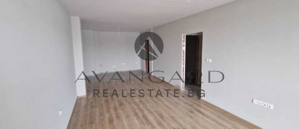 Продава се Двустаен апартамент в Пловдив, Христо Смирненски - 82 кв.м за 1600 €/кв.м - Снимка #1