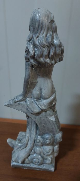 Продавам гипсови картини