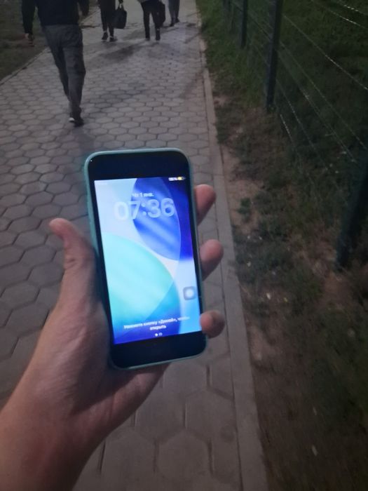 Продам iphone Se 2022