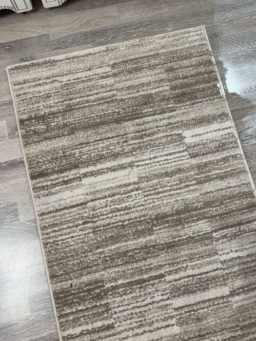 Ковровые дорожки продам