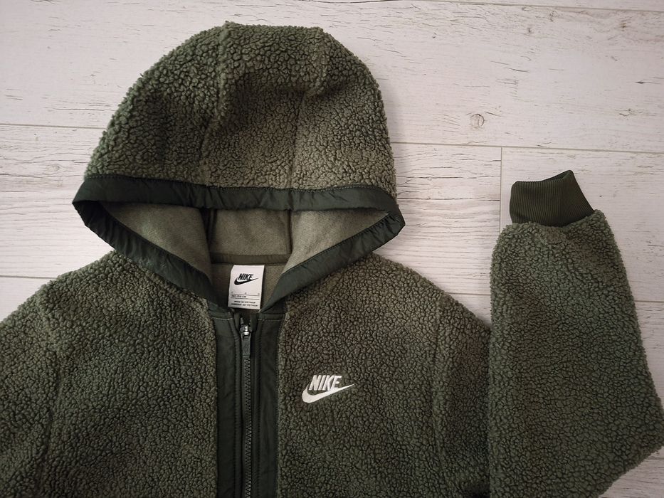 Nike-Ориг. Детски поларен суичър Нов!!!