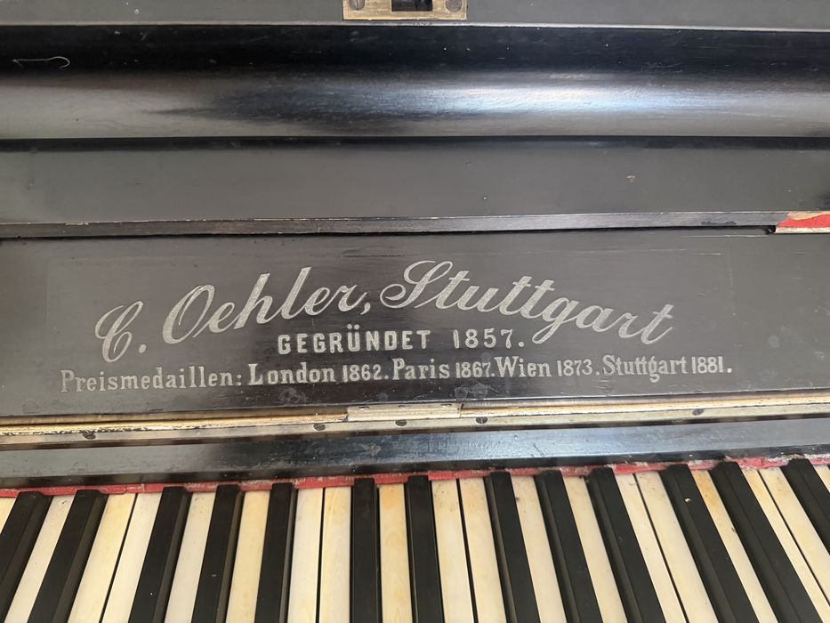 Pianină de epocă C. Oehler Stuttgart