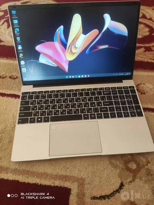 Offisniy Celeron N4000 8/256gb