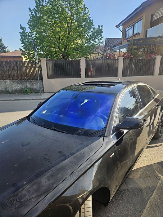 Montam folie auto pe parbriz