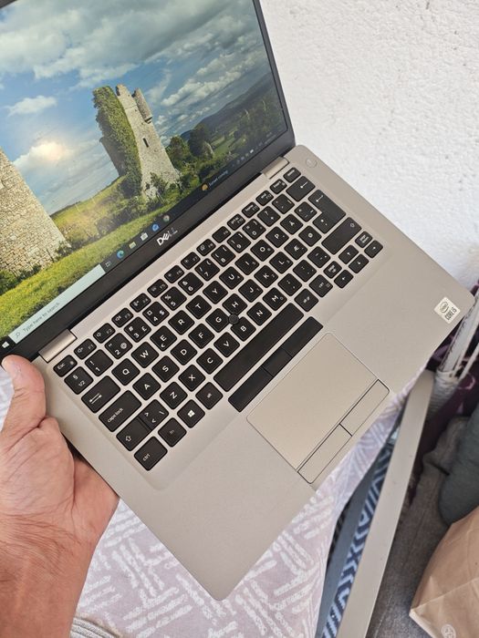 Laptop ultraslim Dell i5 gen10 ssd ddr4 usb-c
