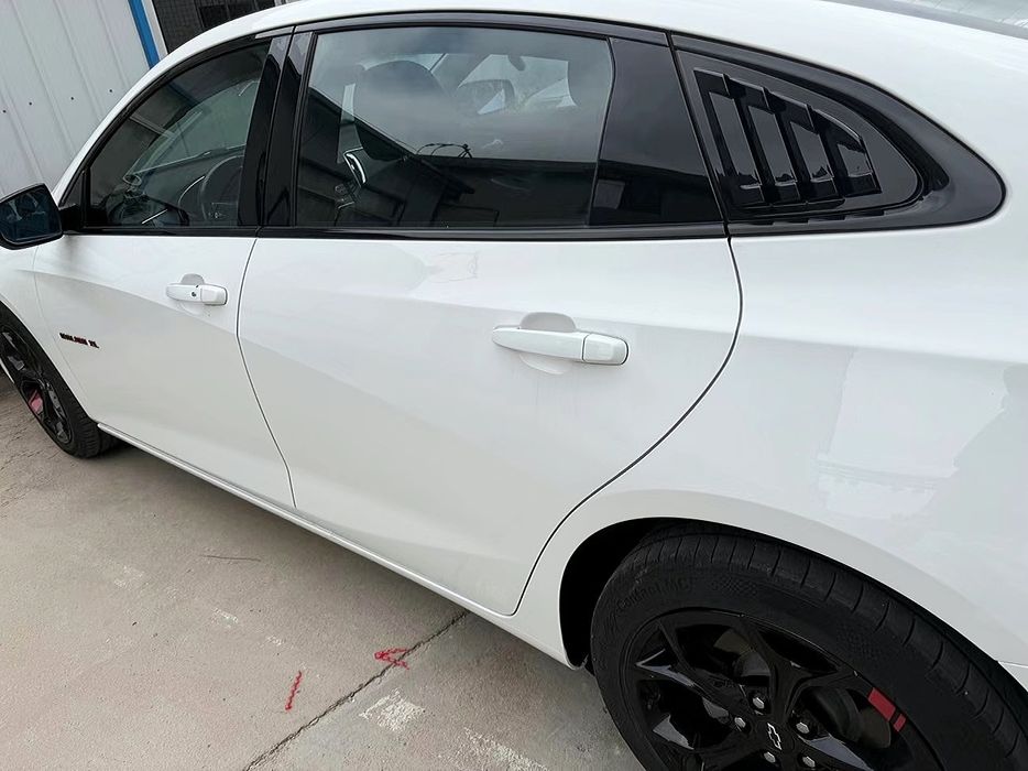 Накладки на форточку Малибу