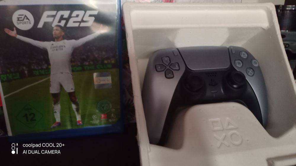 Vând controller ps5+cd fc25 ps5