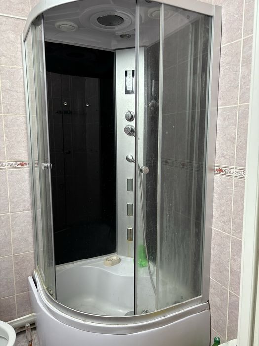 Срочно продам душевую кабину!