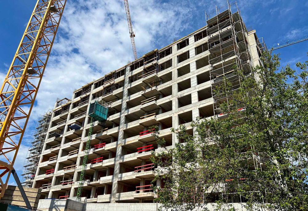 Продава се Двустаен апартамент в Варна, Чайка - 73 кв.м за 1940 €/кв.м - Снимка #12