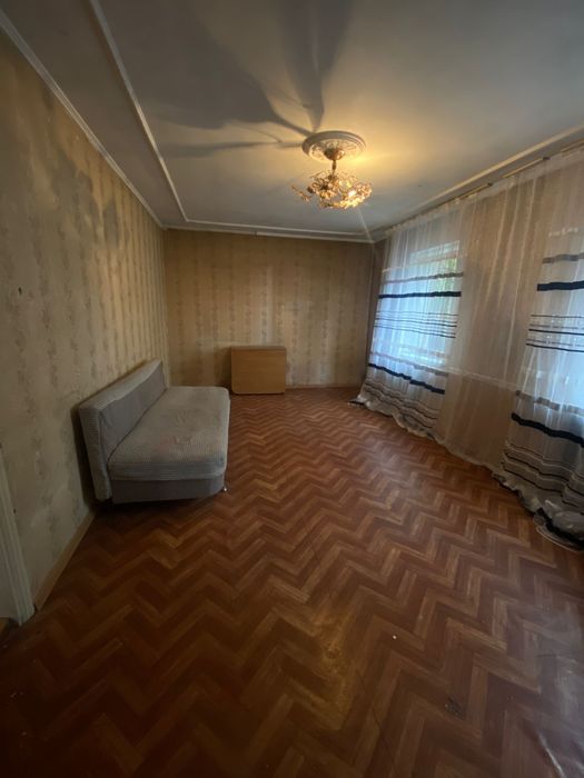 Продам пол дома на два входа