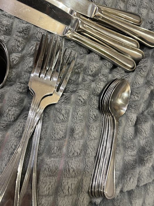Столовые приборы б/у 24 предмета