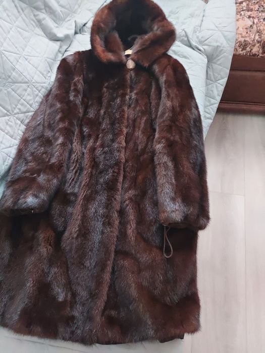 Продам норковую шубу б/у