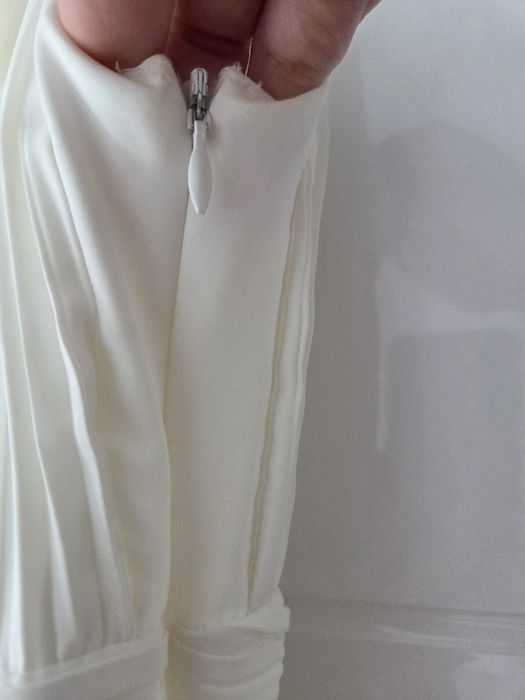 Елегантна бяла рокля, размер 38