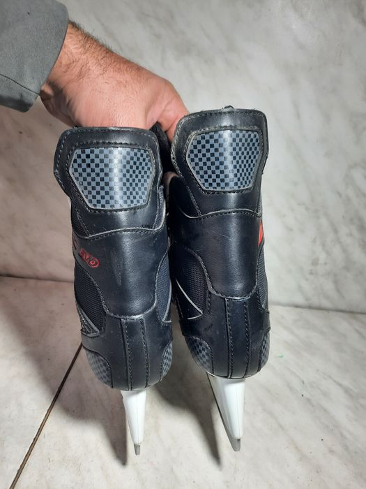 Patine hochei hochey 650 Action Evo marime 37 (24,5  cm)