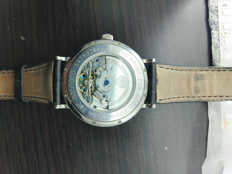 Продавам Часовник IWC