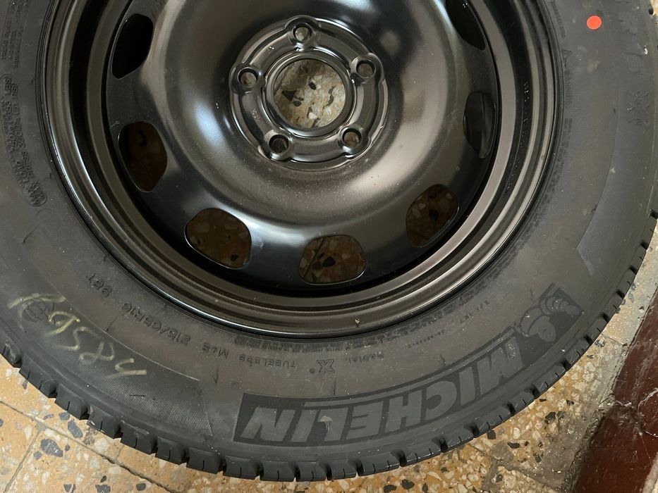 Janta tabla cu cauciuc nou michelin 215/65/16 pt logan/duster
