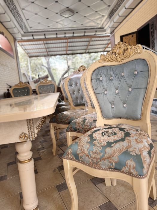 Сотилади стол стул