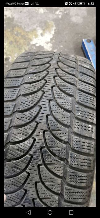 Гуми 4 бр като нови