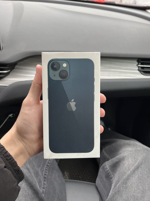 продам iphone 13