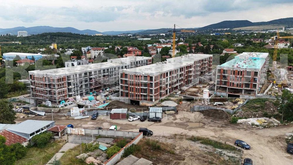 Двустаен апартамент в ж.к. Малинова долина