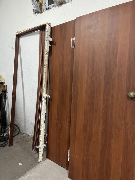 прадаяотся межкомнатной двери бу