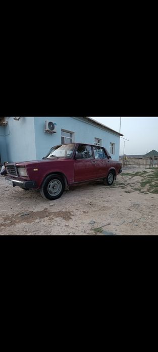 Машина сатылады.