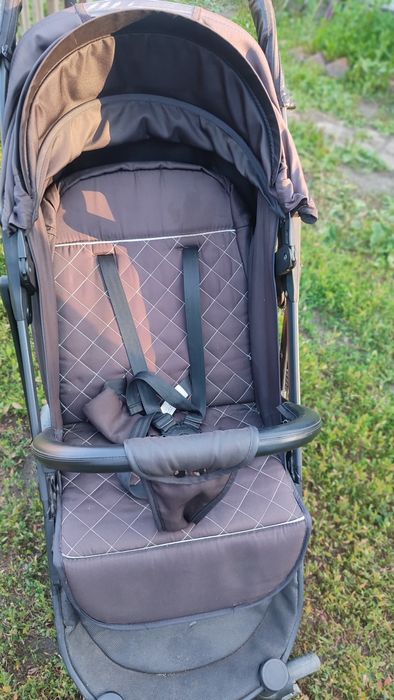 Продам прогулочная коляска М.Star