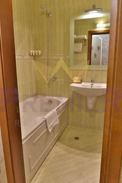 Продава се Двустаен апартамент в Варна, м-т Евксиноград - 65 кв.м за 3000 €/кв.м - Снимка #9