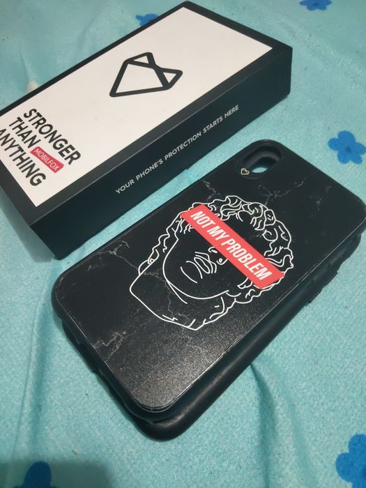 Husa iPhone xrfolosita